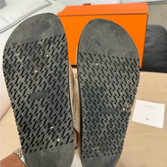 Hermès Chypre beige sandals - Picture 8 of 11